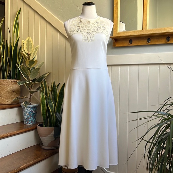 Ralph Lauren Collection Purple Label Wool Sleeveless Embroidered Dress in Cream - Picture 6 of 14